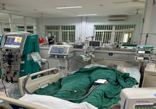 BÁO CÁO Về việc cứu sống ca bệnh thành công ngoạn mục một trường hợp  ngừng  tuần hoàn hô hấp ngoại viện trong dịp nghỉ lễ Quốc khánh
